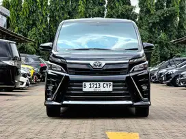 Toyota Voxy 2.0 AT TDP 1 Jt