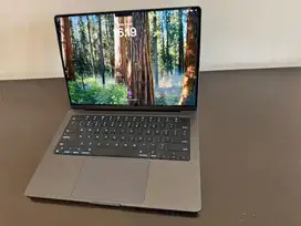 Mac Book Pro M4 14 Inch