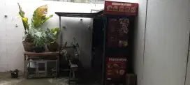 box Kontainer steak ukuran 170cm kurang lebih..tinggi 2 meter