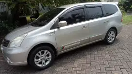 Nissan Grand Livina 1,5 XV Ultimate Matic Tahun 2011 Siap tancap Gass