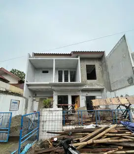 WTS DIJUAL Rumah Kencana Loka BSD City baru brand new bangunan mandiri