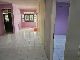 Rumah Nusaloka Luas