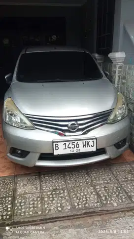 Nissan Grand livina 2013 Bensin