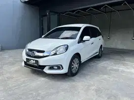 MOBILIO 1.5 E PRESTIGE CVT 2014