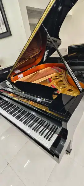 Grand Piano Kawai KG2 Like New