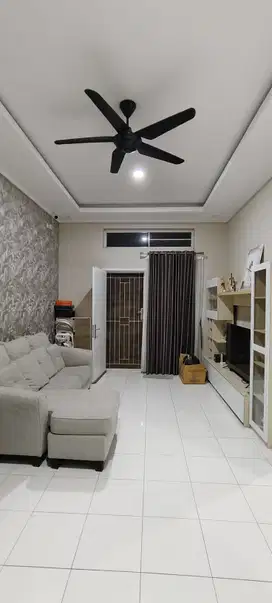 RUMAH SEMI FURNISH LUAS 7 X 17M² SIAP HUNI DI SURVANA CIKUPA