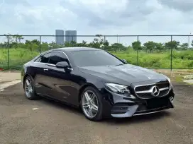 (km25rb)Mercy E300 Coupe AMG line. Tahun 2017. Hitam. New a like.