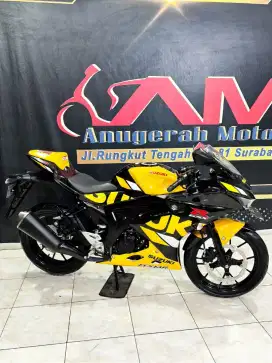 Suzuki GSX R 150 KEYLES Th 2020 kuning hitam super cakep gaspol