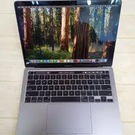 Macbook Pro 2020 13 inch Ram 16 internal 512 Unit Casan Warna Grey