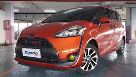 DP Rendah  9JT Toyota Sienta 1.5 V Bensin-AT 2018 Orange