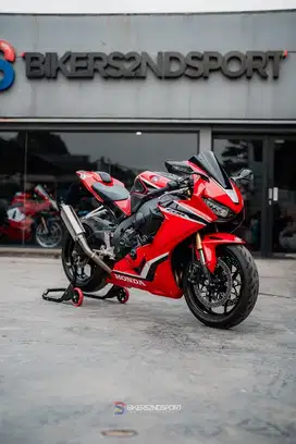 HONDA CBR 1000 RR 2021