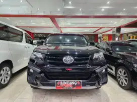 FORTUNER TRD AT 2018 BLACK / MODEL THN 2019 (BINTANG MOTOR)