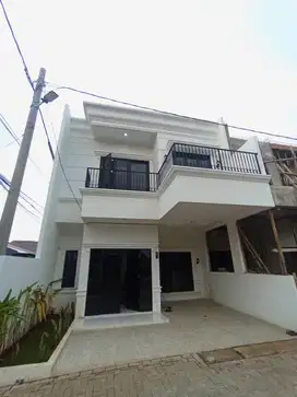 Rumah siap huni DP 0% lokasi 10 menit ke stasiun depok