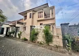 Rumah Cantik Siap Huni 2 Lantai di PTP Suhat Lowokwaru Malang