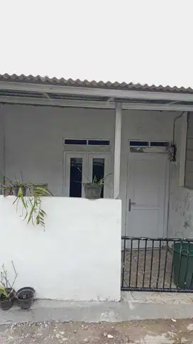 Di jual rumah murah petakan siap huni di dekat jatijajar.