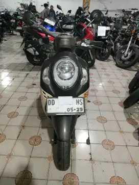 Honda scoopy 110 cc 2024 abu-abu