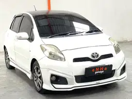 Toyota Yaris S Limited 1.5 A/T 2013.. eNHa garage Semarang..