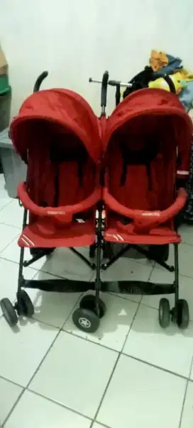 Stroller baby twins,kereta dorong bayi kembar