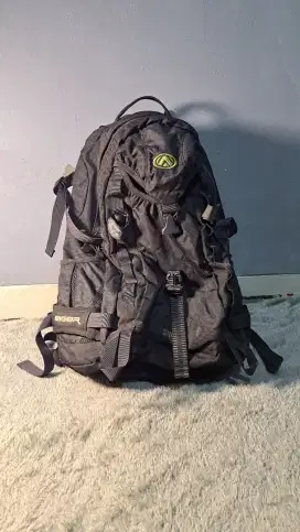Tas Mendaki, Carier Eiger Original 35L