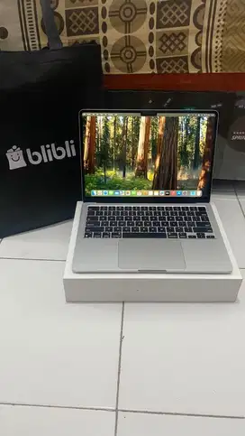MACBOOK AIR RETINA M2 2022 8/256 IBOX FULLSET