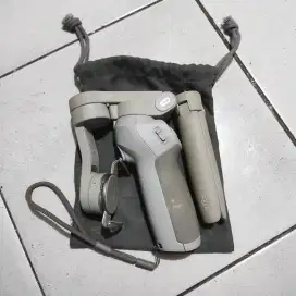 Stabilizer HP - DJI OM 4 (Dus Lengkap)