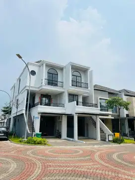 Disewakan Rumah Golf Island Pik