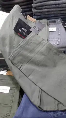 LOWONGAN KARYAWAN LAKI LAKI TOKO JEANS GROSIR BLOKM