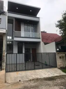 Dijual Cepat Rumah di vila melati mas