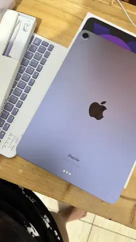 IPAD AIR 5 2022 8/64 TANGAN PERTAMA GARANSI RESMI HIDUP BONUS BANYAK