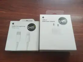 Adaptor Original Tam Iphone 20watt+Kabel Data Tipe C To Lighting
