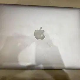 macbook air 13 inchi  2017 ram 8/128gb