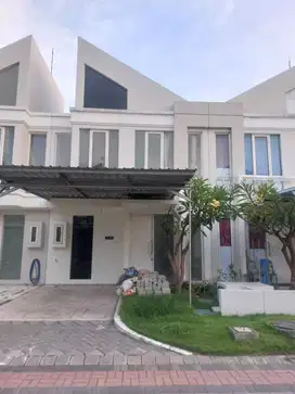 Disewakan Rumah Furnished Siap Huni Grand Pakuwon Dkt Margomulyo
