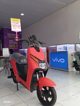 SEPEDA LISTRIK U-WINFLY D70