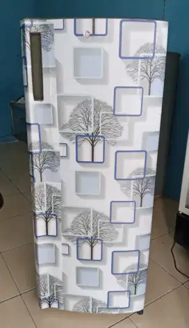 Di jual freezer LG 6 rak siap pakai..