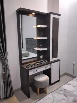 meja rias model minimalis, lemari rias skincare