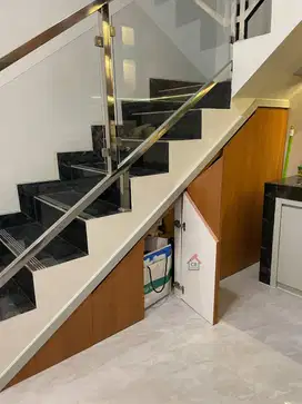 interior cover hpl penutup bawah tangga