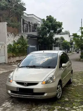 Honda Jazz IDSi MMC AT ( 2005 )