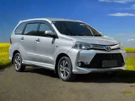 Toyota Avanza Veloz 1.5 Mt 2016 km +/- 68.000