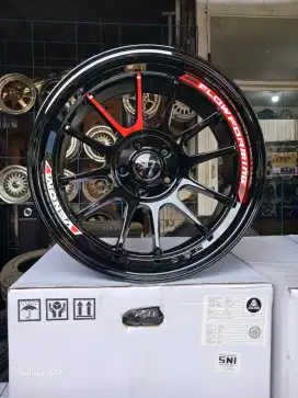 Lenso venom 5 ring 18x9 5x114,3 ET 20 flow forming 4pcs. Zenix reborn