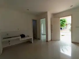 Disewakan rumah dkt Pusat Kuliner/Sekolah /Clinic