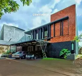 Rumah Emerald Bintaro Jaya ada Swimming Pool Siap Huni #138896