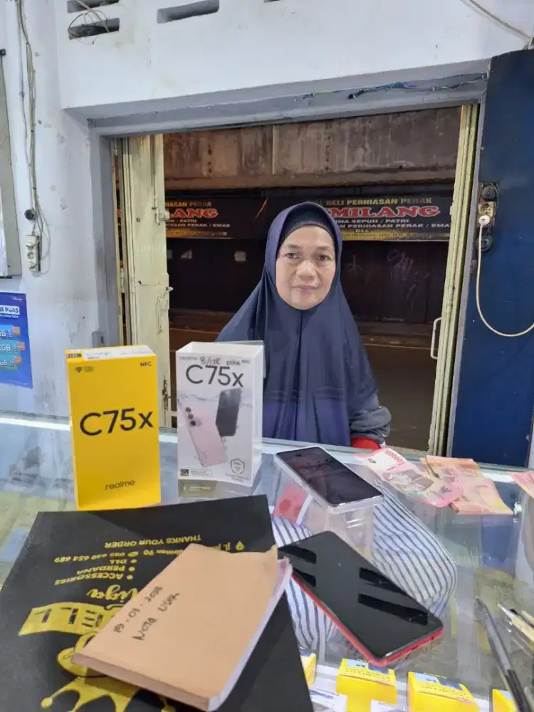 new realme c75x