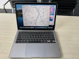 Macbook Air M1 8/256