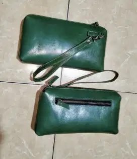 Pouch Tas Tangan Kulit Asli
Muat Hp Dompet dll