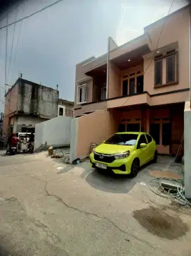 Dijual rumah baru model modern2 lantai di Bintara dkt St Cakung