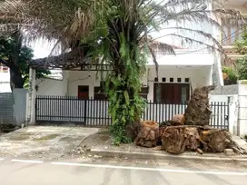 Dijual Rumah Cempaka Putih, dekat RPTA, Apartemen Arandra, SMP/SMA 77,
