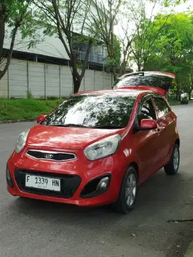 Jual mobil picanto