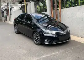 Toyota Corolla Altis 1.8V AT 2015