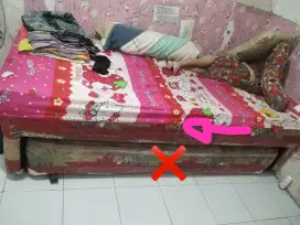 Kasur, hanya kasur yg atas