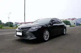 ‼️HYBRID LOW KM‼️- Toyota Camry Hybrid 2.5 AT 2019